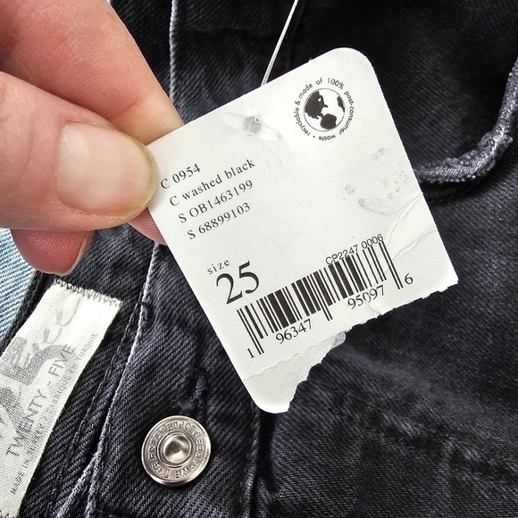 Free People Maggie Mid Rise Washed Black Distressed Straight Leg Crop Jeans - Picture 8 of 9